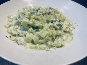 Salade de concombre au yaourt pakistanaise (Raita)