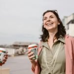 Santé Osseuse et Ménopause : Comment Protéger ses os et ses articulations avec la Cuisine du Monde